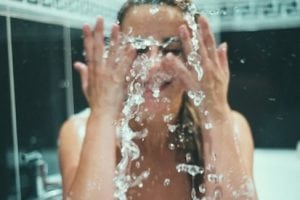 skin-hydration-hyaluronic-acid-S-Thetics-clinic-Buckinghamshire-Beaconsfield