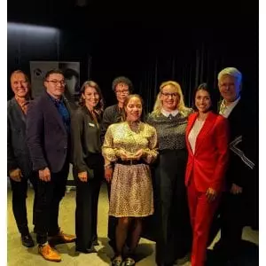 S-Thetics Clinic wins iS Clinical World Stars award for 2nd year