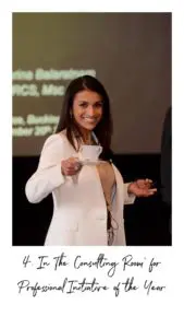 S-Thetics-Clinic-aesthetic-awards-2022-in-the-consulting-room-patient-education